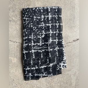 Kenneth Cole Silk Scarf Black And White 52”